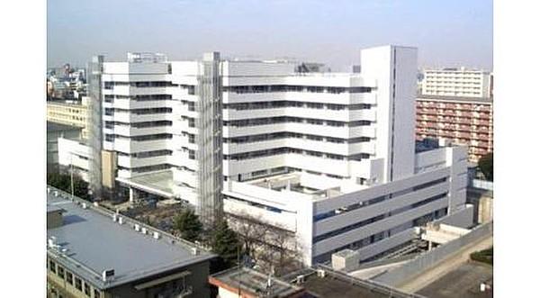 【周辺】自衛隊中央病院まで880m 東京都世田谷区の陸上自衛隊三宿駐屯地内に所在する三自衛隊の共同機関としての病院。