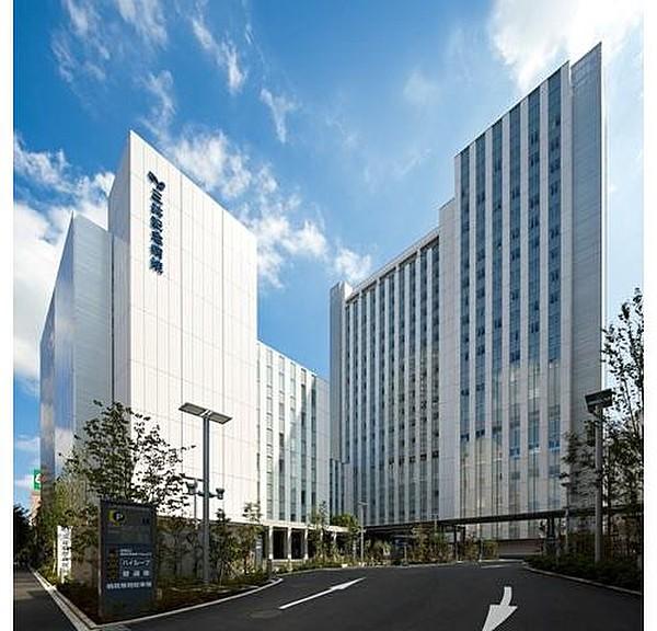 【周辺】三井記念病院まで2700m 三井記念病院は、病院施設の機能を最大限に駆使し、地域医療の高度化、効率化を推進してまいります。