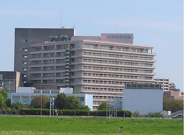【周辺】横浜労災病院まで450m。地域中核施設として、24時間、365日いつでも安心してかかれる救急診療体制の充実を行っています。