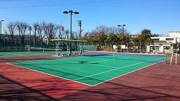 【周辺】上沼田東公園テニスコート 徒歩11分。 830m