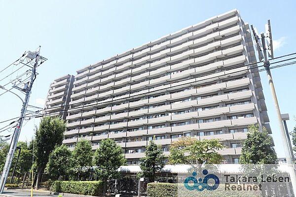 【外観】埼京線「戸田公園」駅から徒歩14分。日差しに恵まれた環境良好なエリアに佇む総戸数266戸のビッグコミュニティマンションです。