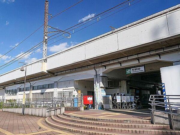 【周辺】西浦和駅(JR東日本 武蔵野線) 徒歩7分。 550m