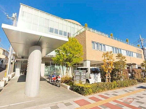 【周辺】医療法人川久保病院 徒歩11分。 860m