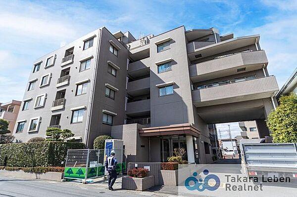 【外観】東武東上線志木駅から徒歩8分、志木街道から一歩入った閑静な住宅街の立地。生活利便施設が徒歩圏内に充実しています。