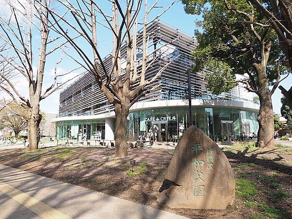 【周辺】板橋区立中央図書館（430m）