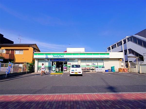 【周辺】ファミリーマート　石神井町二丁目店（414m）