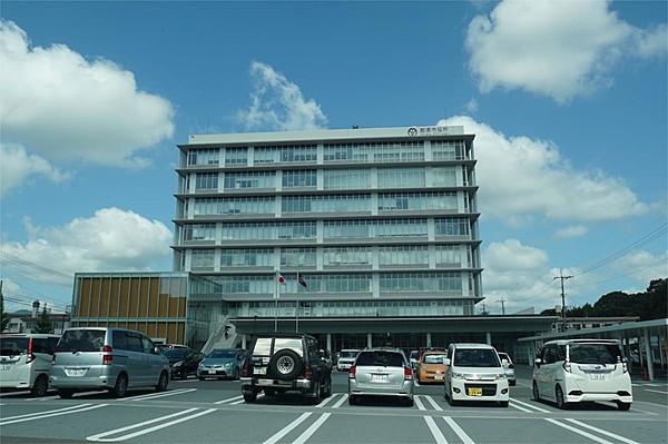 【周辺】飯塚市役所（1184m）