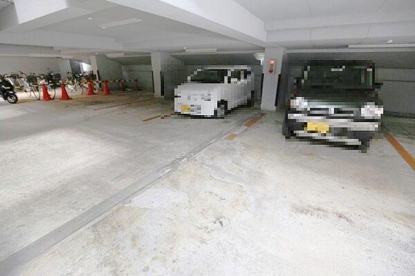 【駐車場】駐車スペースもあります