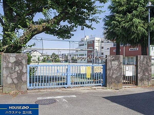 【周辺】小金井市立緑中学校 1050m