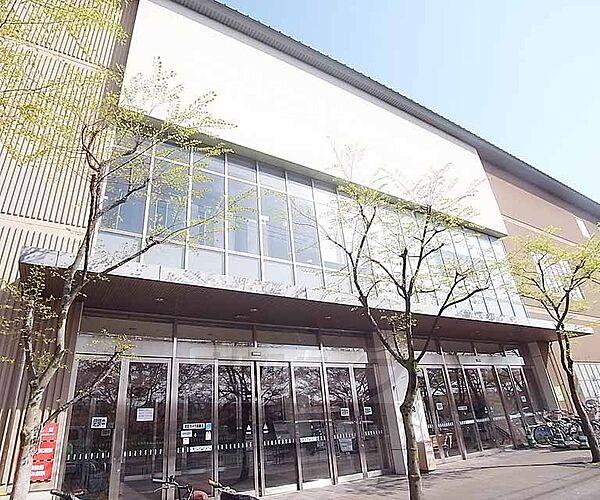 【周辺】洛北阪急スクエアまで1300m 左京区民のお買い物はお任せ 約70店舗が入ってます。