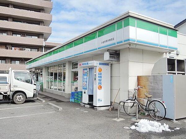 【周辺】ファミリーマート武蔵境駅北口店 106m
