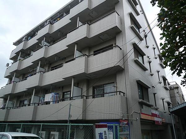 【外観】京浜東北線「鶴見」駅より徒歩圏内のアパートです。