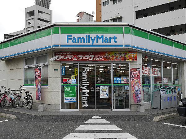 【周辺】ファミリーマート小倉城野駅北店（352m）