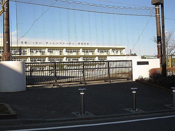 【周辺】奈良の丘小学校まで約539m