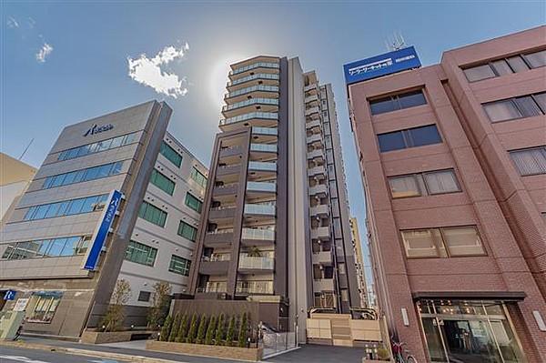 【外観】JR京浜東北線「浦和」駅より徒歩14分の物件です。お部屋は11階部分、北西角部屋で、眺望・風通し良好です。