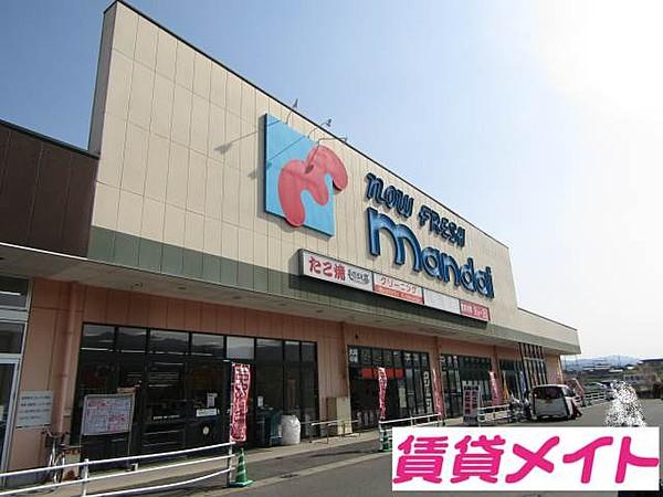 【周辺】万代名張店 568m