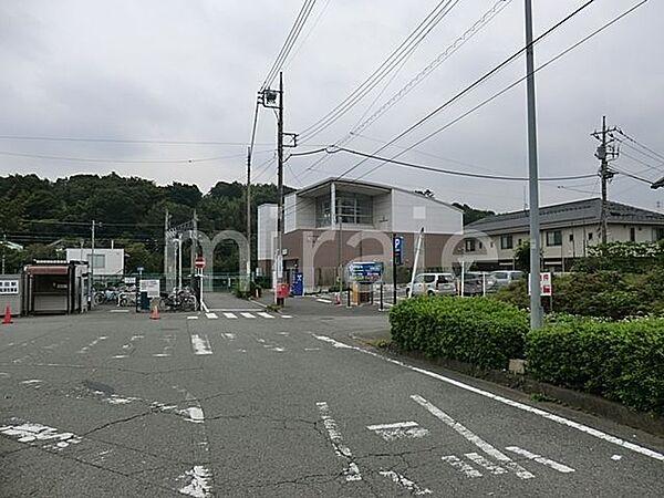 【周辺】恩田駅(横浜高速鉄道 こどもの国線) 徒歩12分。 930m
