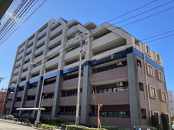 【外観】鉄筋コンクリート造地下1階地上9階建、総戸数51戸の分譲マンション