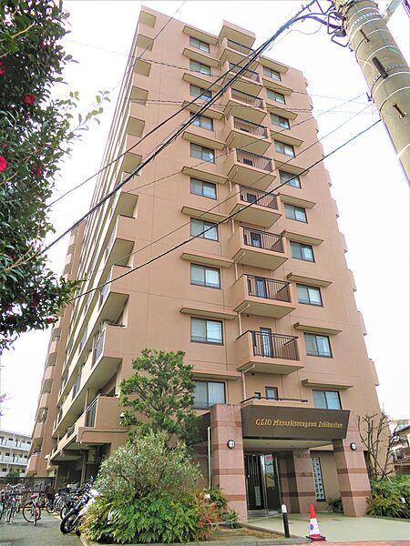 【外観】「武蔵砂川」駅より徒歩約9分、RC造の11階建。閑静な住宅街に位置した、ゆったりと過ごしたい方におすすめの住環境。