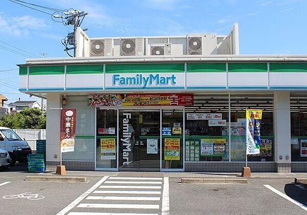 【周辺】ファミリーマート呼続二丁目店24時間営業 2060m