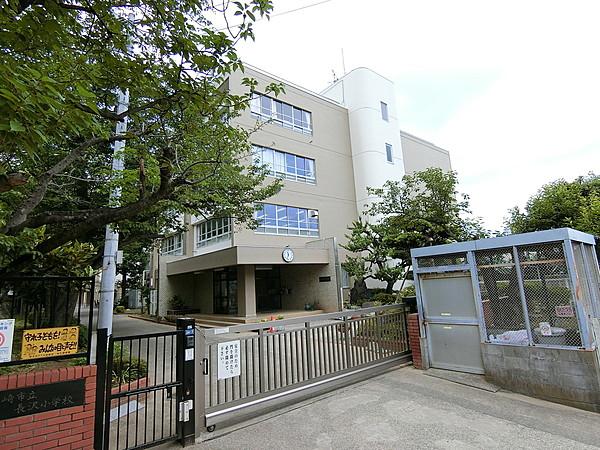 【周辺】川崎市立長沢小学校 徒歩 約6分（約450m）