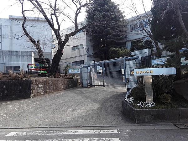 【周辺】生田中学校 徒歩 約6分（約450m）