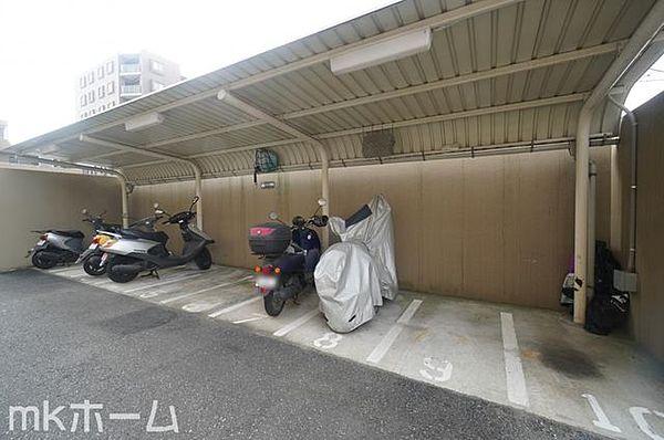 【駐車場】共用部　バイク置場