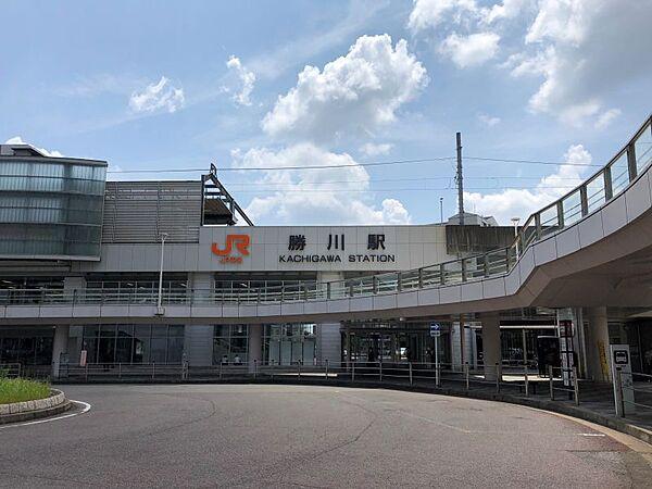 【周辺】JR中央本線「勝川」駅まで約500ｍ　徒歩約7分　名古屋駅まで約20分！駅の目の前にロータリーがあるため車での送迎も可能です