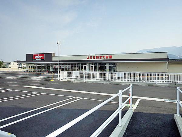 【周辺】スーパーマーケットバロー甲府昭和店 徒歩 約7分（約550m）