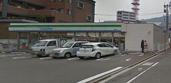 【周辺】ファミリーマート 八幡駅東店（232m）