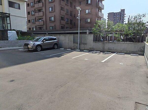 【駐車場】《駐車場》