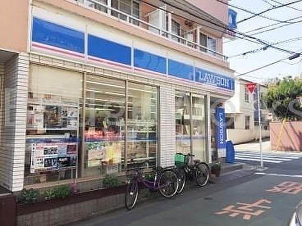 【周辺】ローソン/新宿中井店 徒歩7分。 490m