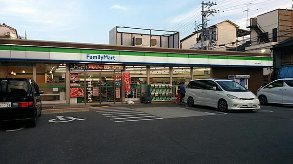 【周辺】ファミリーマート桃谷公園前店 460m