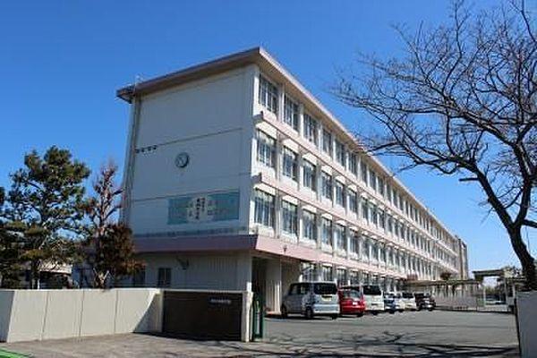 【周辺】浜松市立東部中学校 徒歩9分。 700m