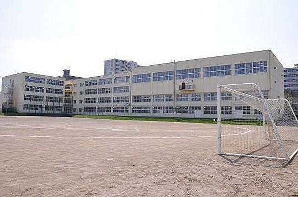 【周辺】札幌市立北辰中学校