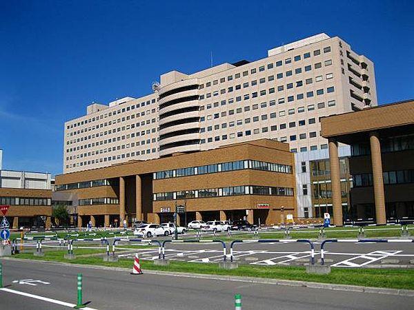 【周辺】国立大学法人北海道大学病院 363m
