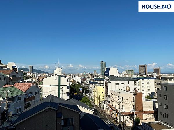 【周辺】5階バルコニーからの眺望♪神戸の街並みが望めます☆