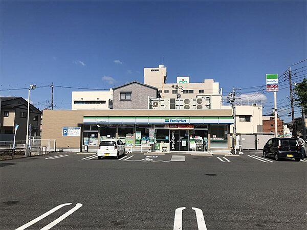 【周辺】ファミリーマート ぎふ加納新本町店（555m）