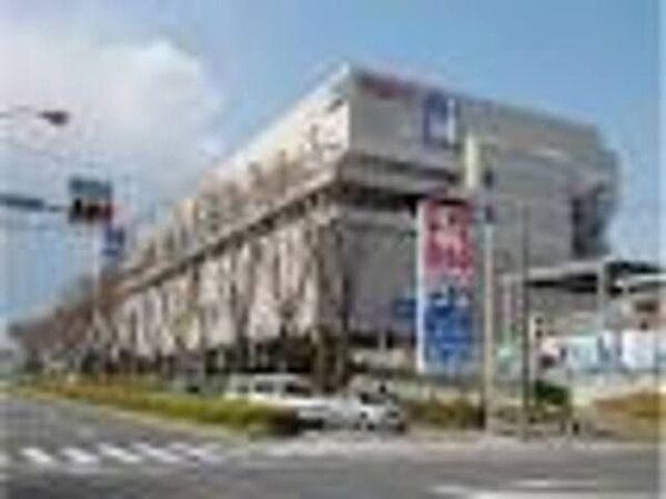 【周辺】湘南ライフタウンショッピングセンター 徒歩11分。ショッピングセンター 840m
