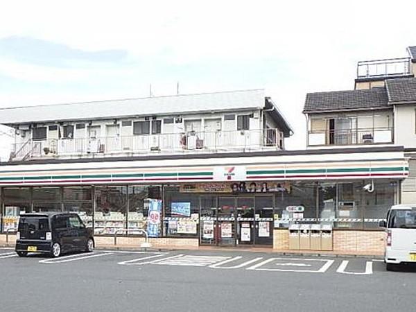 【周辺】セブンイレブン藤沢亀井野北店 865m
