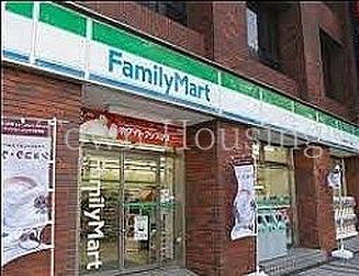 【周辺】ファミリーマート日本橋浜町二丁目店 徒歩2分。 150m