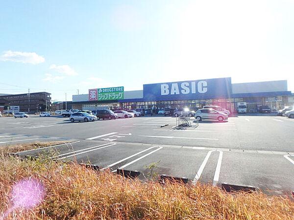 【周辺】BASIC（ベーシック） 松阪川井町店（624m）