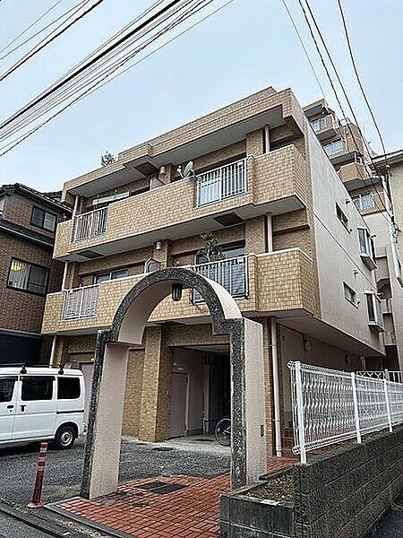 【外観】周辺には生活施設多数で暮らしやすさ良好！石川町駅徒歩11分！