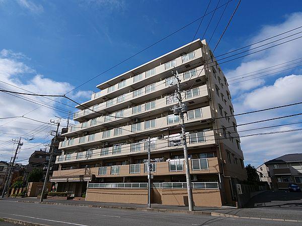 【外観】総戸数43戸　平成14年4月築のマンション