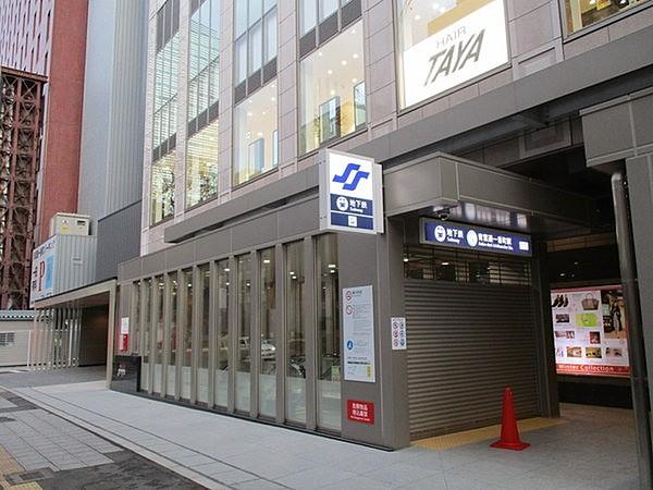 【周辺】地下鉄東西線「青葉通一番町」駅まで徒歩7分(554m)