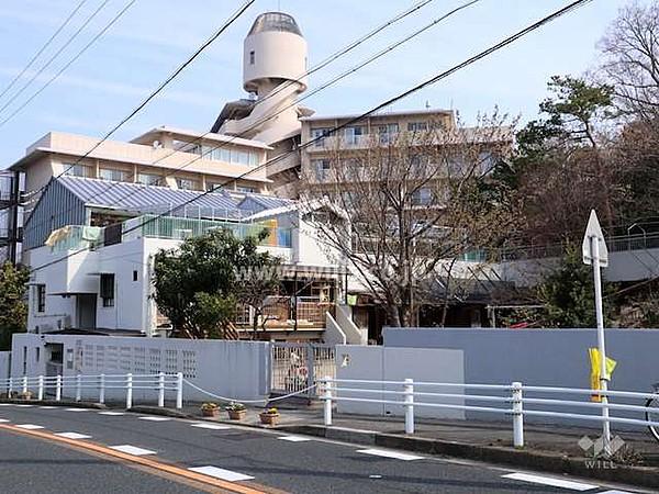 【周辺】1964年名古屋大学関係者有志による保育所づくりが始まりの歴史ある保育園です。徒歩7分の距離にあります。