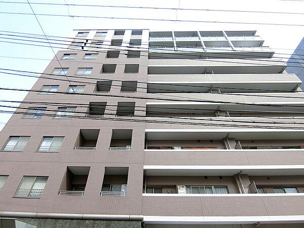 【外観】42世帯のマンション