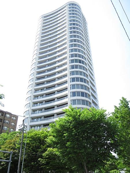 【外観】円山エリアのランドマーク　地上28階建のタワーマンション