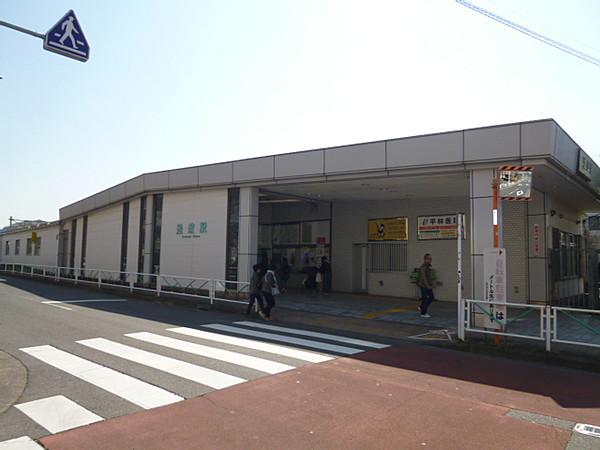 【周辺】西武多摩川線始発駅「是政駅」まで徒歩４分、終点の「武蔵境駅」で中央線に乗り継げます。