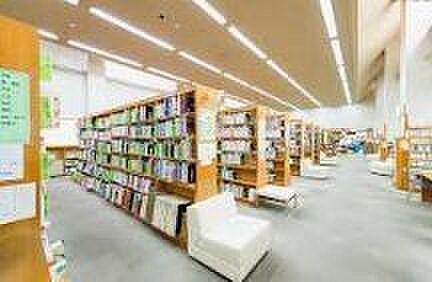 【周辺】福岡市西図書館 徒歩80分。 6390m
